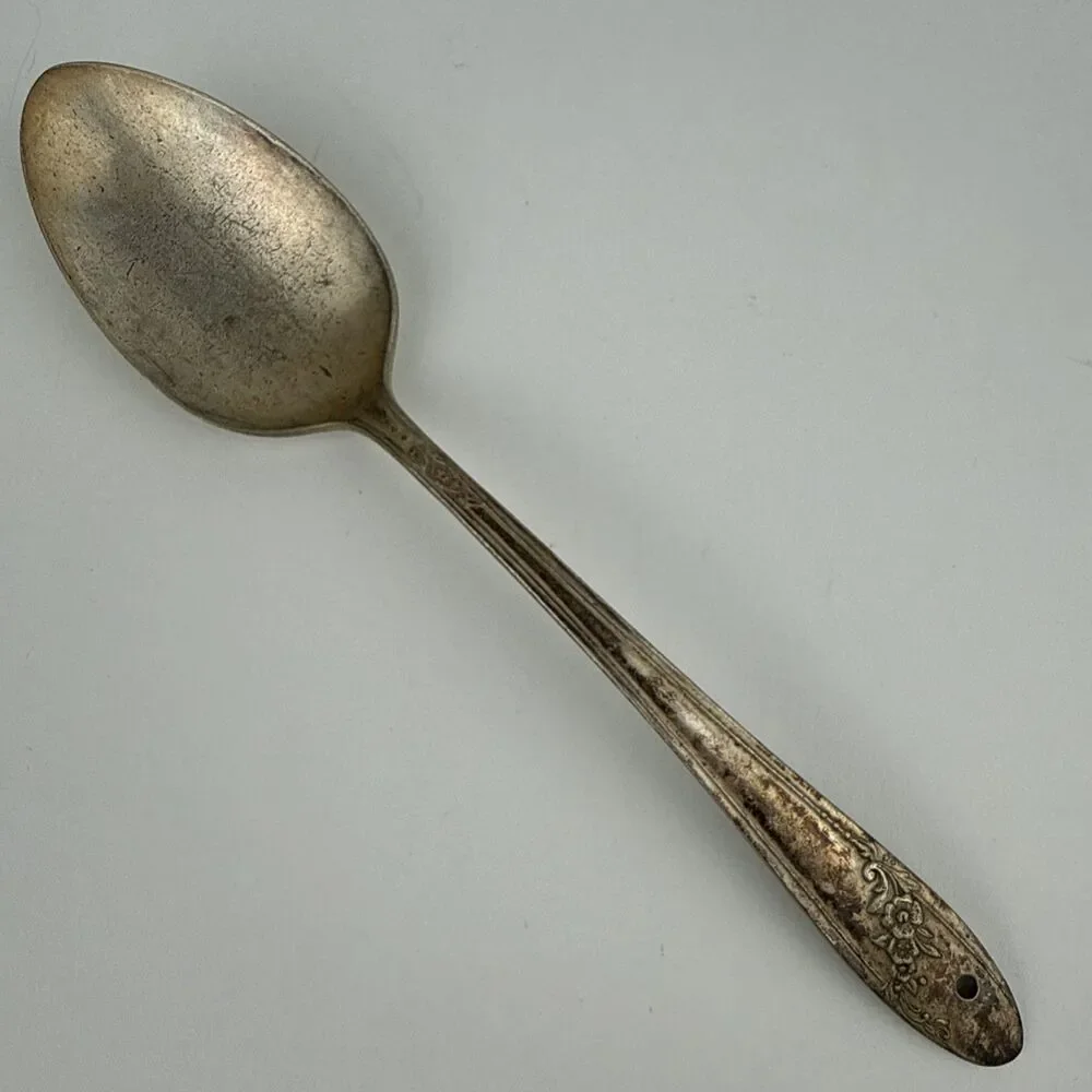 VTG Oneida Community Tudor Plate QUEEN BESS II 1946 Solid Serving Spoon 8 1/4